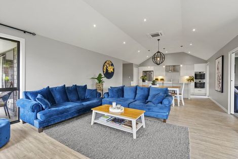 Photo of property in 131 Saint Kilda Road, Cambridge, 3434