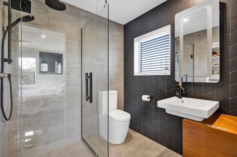 Photo of property in 9a Dolphin Parade, Bell Block, New Plymouth, 4312