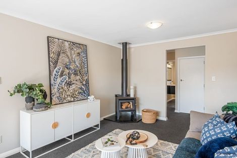 Photo of property in 16 Anthony Grove, Paraparaumu Beach, Paraparaumu, 5032