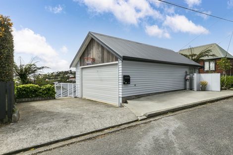 Photo of property in 27 Voltaire Street, Karori, Wellington, 6012