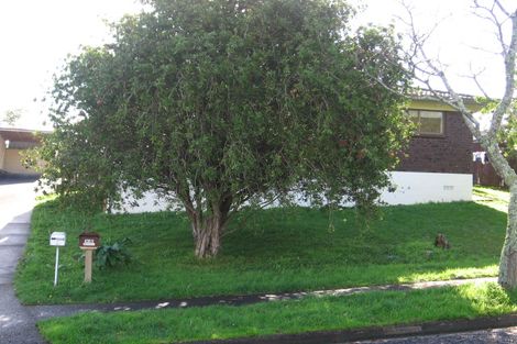 Photo of property in 2/185 Fisher Parade, Farm Cove, Auckland, 2012