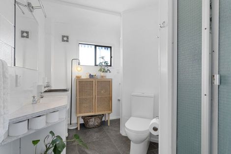 Photo of property in 40 Maunganui Road, Mount Maunganui, 3116