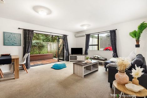 Photo of property in 163u4 Queens Drive, Lyall Bay, Wellington, 6022