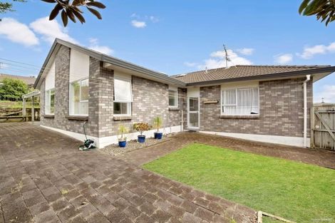 Photo of property in 11 Owl Court, Unsworth Heights, Auckland, 0632