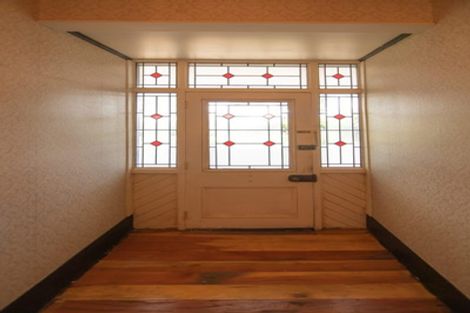 Photo of property in 44 Hillcrest Road, Hillcrest, Hamilton, 3216