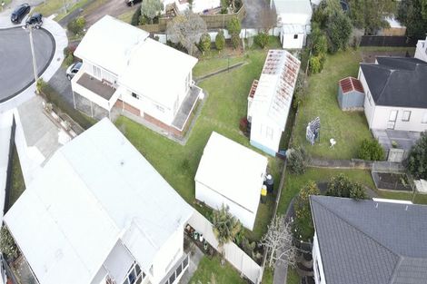 Photo of property in 185a Te Atatu Road, Te Atatu South, Auckland, 0610