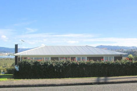 Photo of property in 2 Handforth Street, Onerahi, Whangarei, 0110