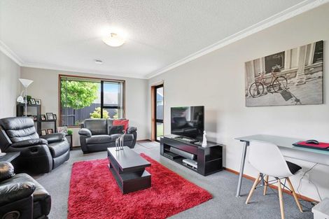 Photo of property in 9 Shamrock Place, Halswell, Christchurch, 8025