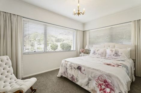 Photo of property in 76 Marellen Drive, Red Beach, 0932