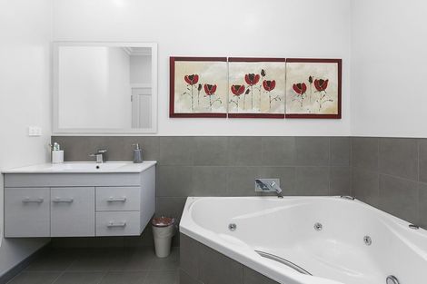 Photo of property in 160 Gladstone Road North, Mosgiel, 9024