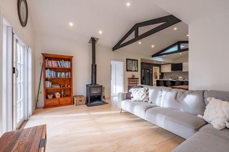 Photo of property in 806 Pohangina Road, Ashhurst, 4884