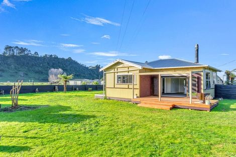 Photo of property in 5 Banks Street, Tolaga Bay, 4077