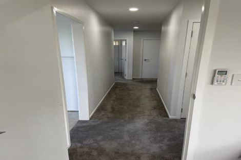 Photo of property in 28a Waimumu Road, Massey, Auckland, 0614