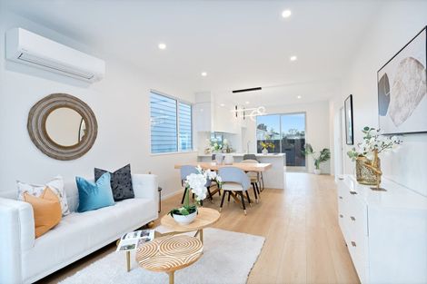 Photo of property in 80d Matipo Road, Te Atatu Peninsula, Auckland, 0610