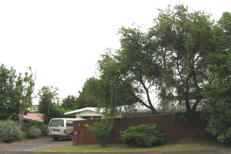 Photo of property in 8 Totara Grove, Hillcrest, Auckland, 0627