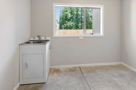 Photo of property in 120u4 Mahoe Street, Melville, Hamilton, 3206