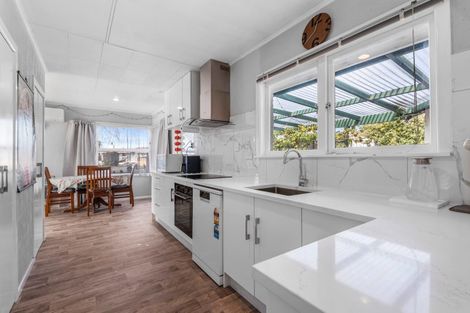 Photo of property in 2 Aurora Street, Sunnybrook, Rotorua, 3015