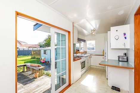 Photo of property in 88 Apollo Parade, Milson, Palmerston North, 4414