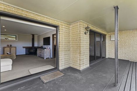 Photo of property in 15 Cross Street, Milton, 9220