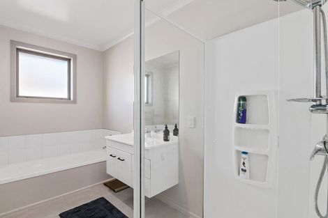 Photo of property in 10 Curtis Street, Stoke, Nelson, 7011