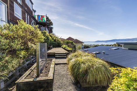 Photo of property in 74 Falkirk Avenue, Seatoun, Wellington, 6022