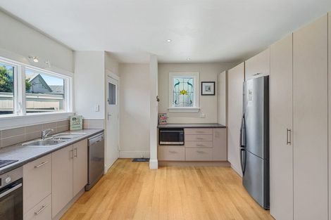 Photo of property in 1/1004 Colombo Street, St Albans, Christchurch, 8014