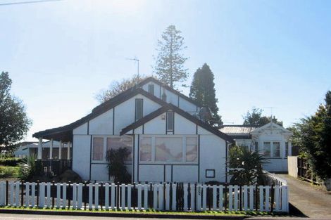 Photo of property in 123 Russell Road, Manurewa, Auckland, 2102