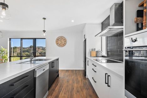 Photo of property in 2 Nihotetea Lane, Maunu, Whangarei, 0110