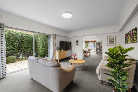 Photo of property in 15a Saint Winifreds Place, Bryndwr, Christchurch, 8052