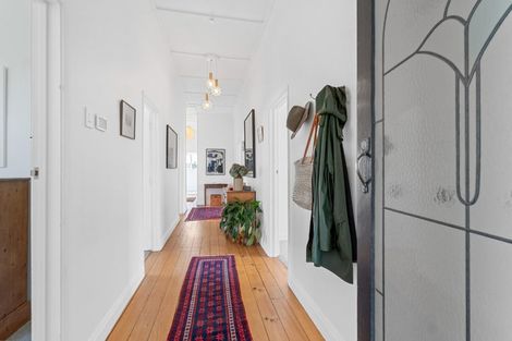 Photo of property in 236 Birkdale Road, Birkdale, Auckland, 0626