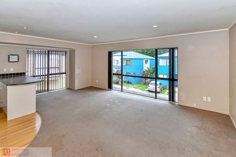 Photo of property in 82 Malaspina Place, Papatoetoe, Auckland, 2025