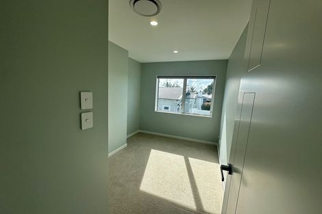 Photo of property in 17 David Street, Bayswater, Auckland, 0622