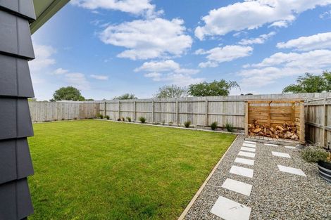 Photo of property in 58 Freedom Drive, Kelvin Grove, Palmerston North, 4414