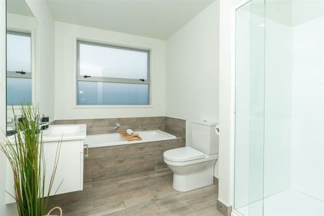 Photo of property in 6 Wyrall Way, Chartwell, Hamilton, 3210