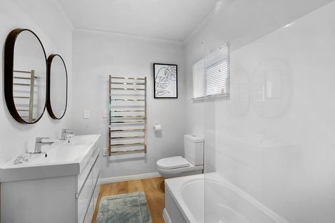 Photo of property in 89 Paynters Avenue, Strandon, New Plymouth, 4312