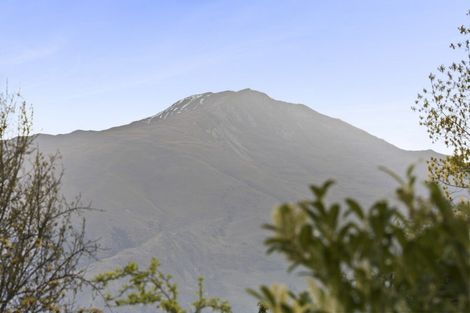 Photo of property in 31 Kowhai Drive, Wanaka, 9305