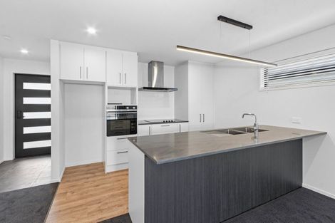 Photo of property in 15 Oakmill Drive, Casebrook, Christchurch, 8051