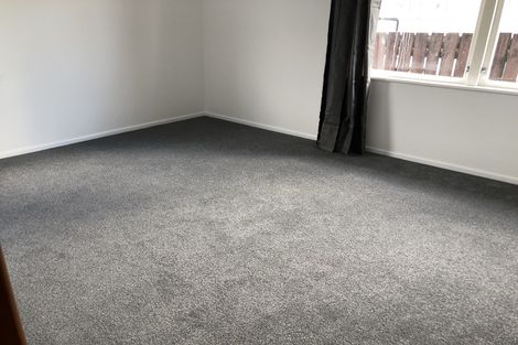 Photo of property in 17 Glen Norman Avenue, Henderson, Auckland, 0610