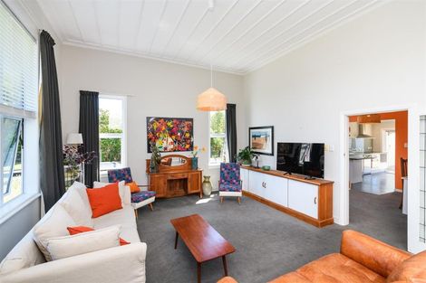 Photo of property in 30 Signal Street, Marton, 4710