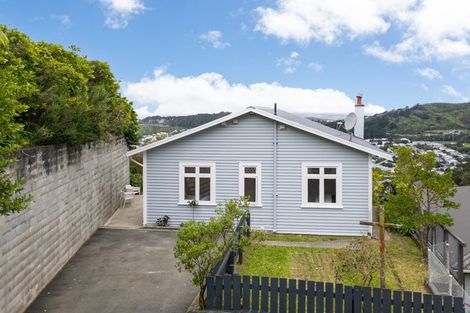 Photo of property in 78 Farnham Street, Mornington, Wellington, 6021