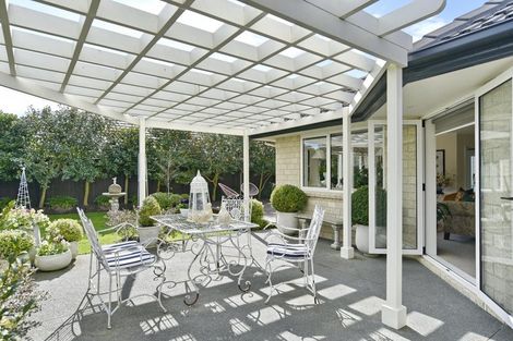Photo of property in 19 Hawthorn Mews, Rangiora, 7400