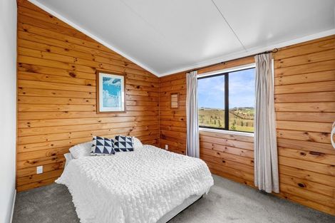 Photo of property in 2 Valley View Lane, Hakaru, 0975