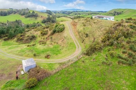 Photo of property in 925 Ngaroma Road, Wharepuhunga, Te Awamutu, 3874