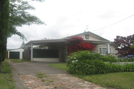 Photo of property in 13 Hastings Street, Te Puke, 3119