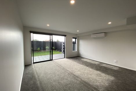 Photo of property in 6/66 Metcalfe Road, Ranui, Auckland, 0612