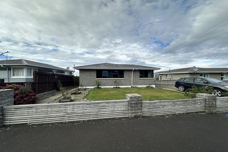 Photo of property in 20 Stephen Street, Halfway Bush, Dunedin, 9010