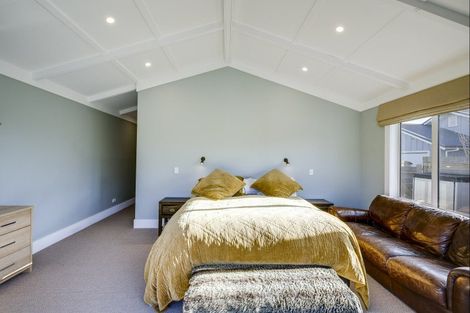 Photo of property in 18 Reynolds Road, Havelock North, 4130