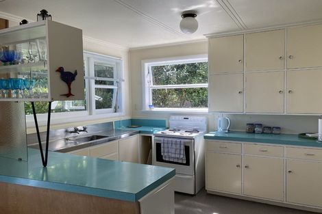 Photo of property in 92 Manly Street, Paraparaumu Beach, Paraparaumu, 5032