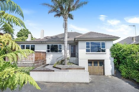 Photo of property in 316 Cobham Drive, Hillcrest, Hamilton, 3216