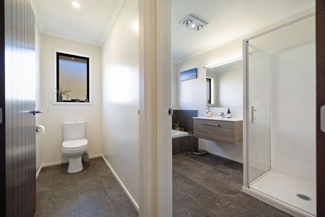 Photo of property in 4 Banbury Terrace, Lower Shotover, Queenstown, 9304